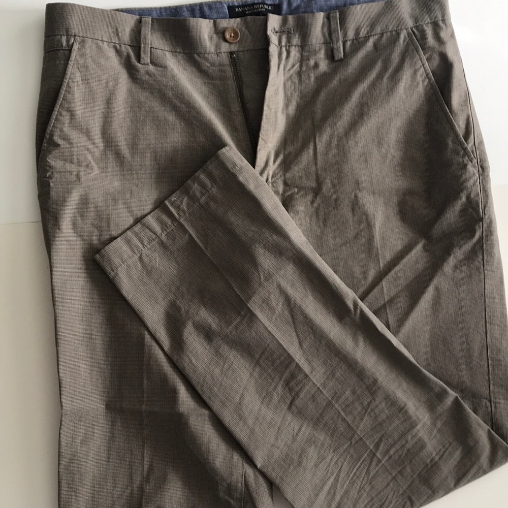Banana Republic men’s Kentfield Chino Pant
